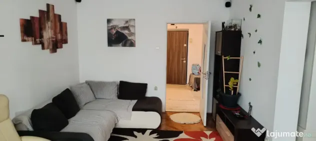 Apartament 3 camere de închiriat Suceava central prefectura