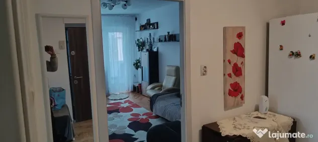 Apartament 3 camere de închiriat Suceava central prefectura