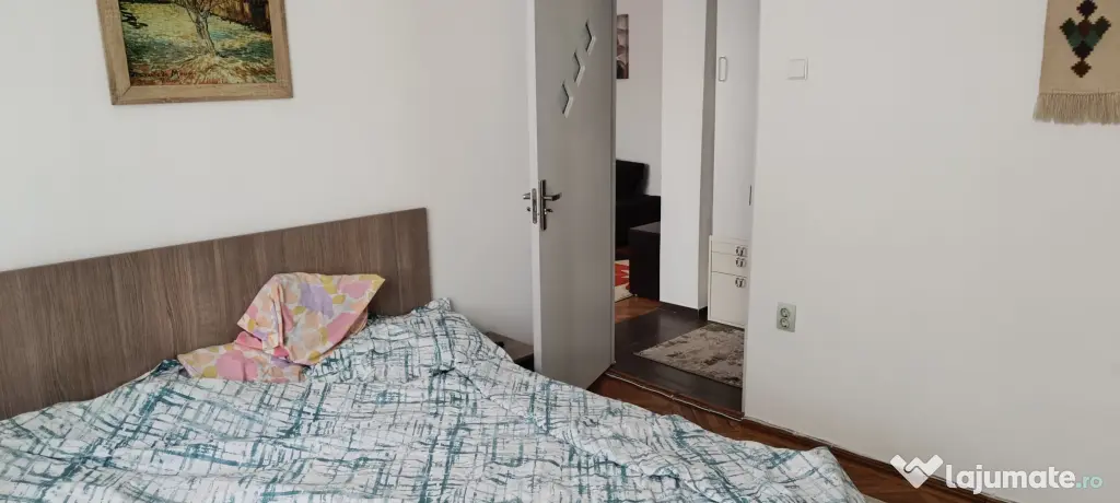Apartament 3 camere de închiriat Suceava central prefectura