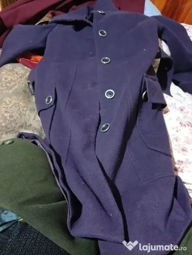 Vând 4 sacouri dama lungi