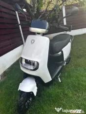 Scuter electric YADEA E8S 