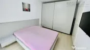 Apartament spatios 2 camere cu gradina, parcare boxa