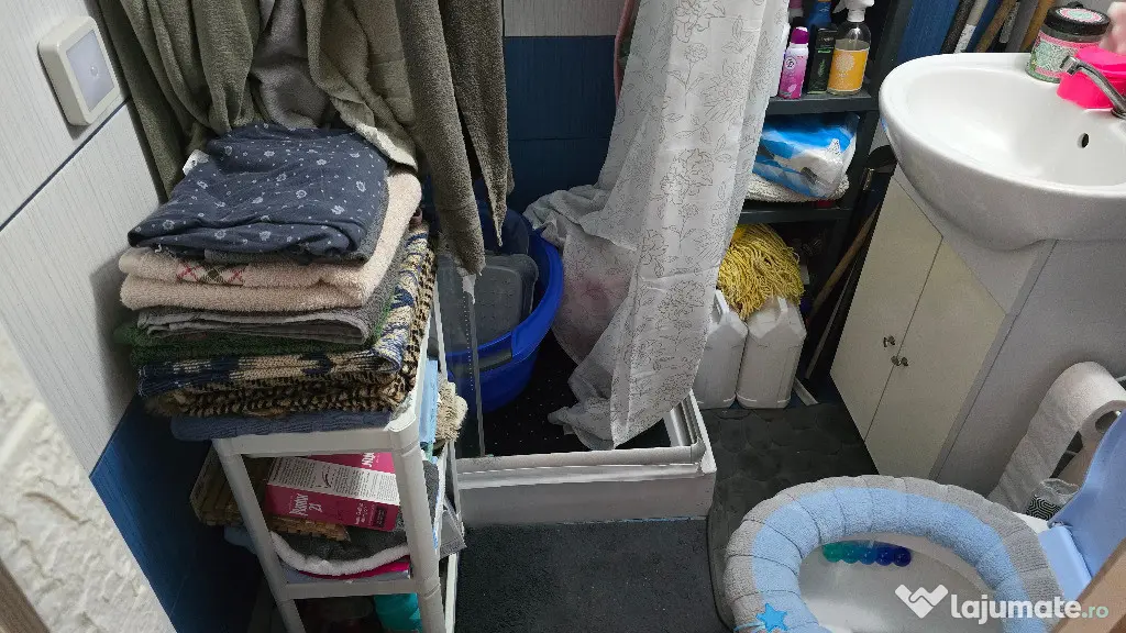 Vand garsoniera in Deva, Dacia, parter, canalizare separata, mobilata