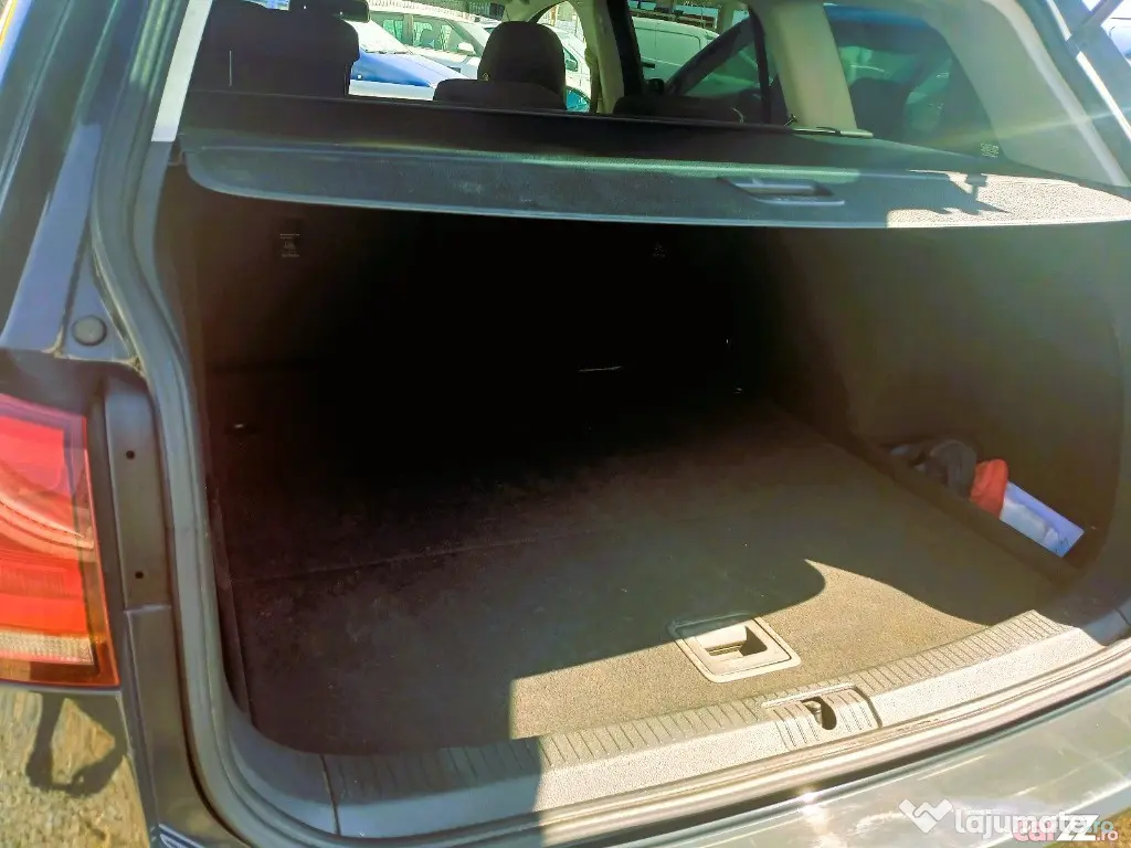 VOLKSWAGEN Golf 2013 — imagine 8