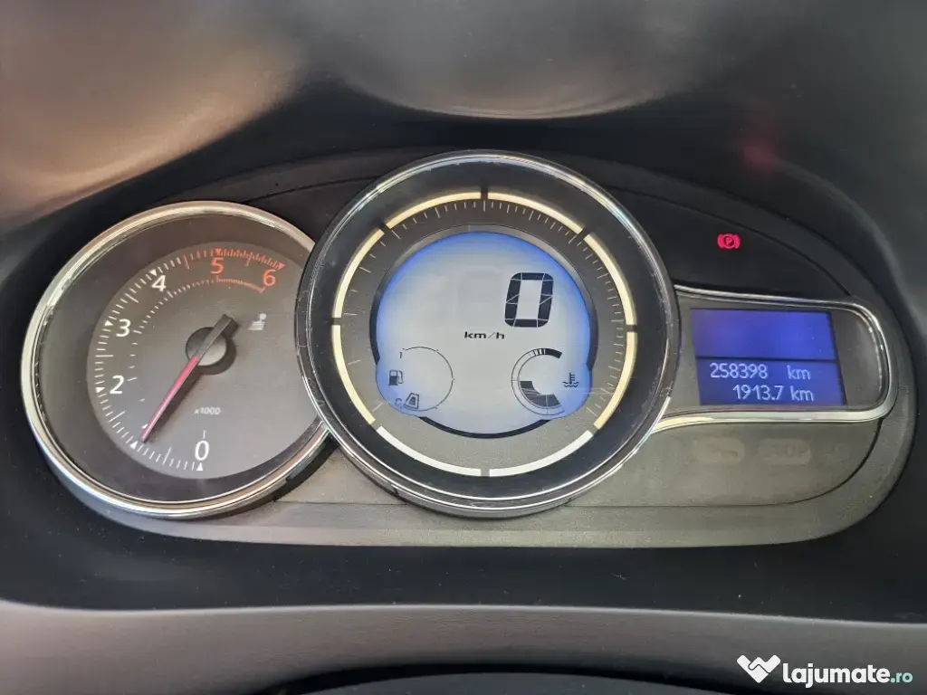 RENAULT Megane 2015 — imagine 25