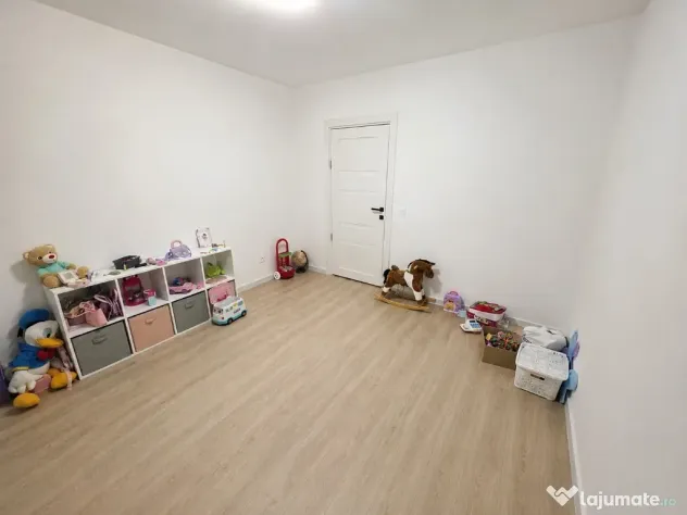 Persoana fizica, Apartament 4 camere, 95 mp