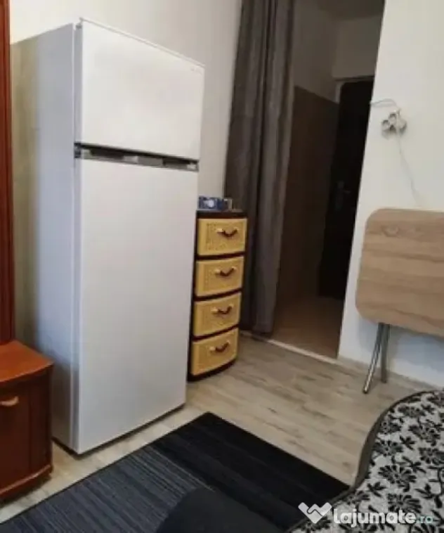 Camera de camin, 12 mp, zona Craiovita Noua