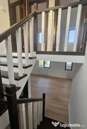 Casa / Vila ( P + 1 ) De Vanzare Zona Burdujeni
