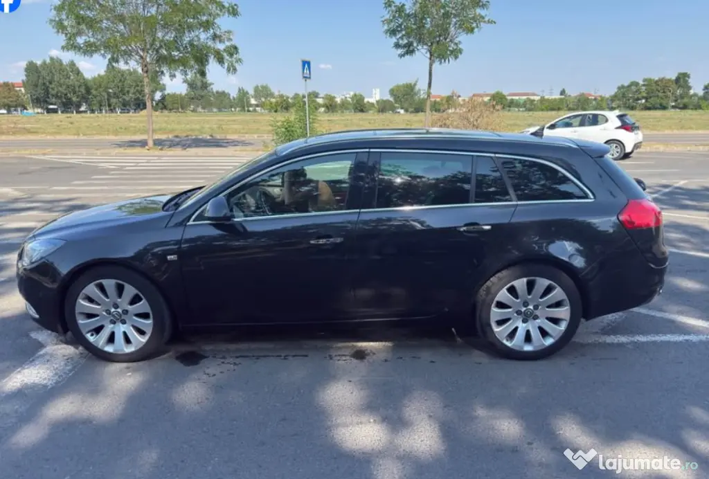 Vând Opel Insignia Sports Tourer 2.0 CDTI BiTurbo, 196 CP, 4x4 permanent