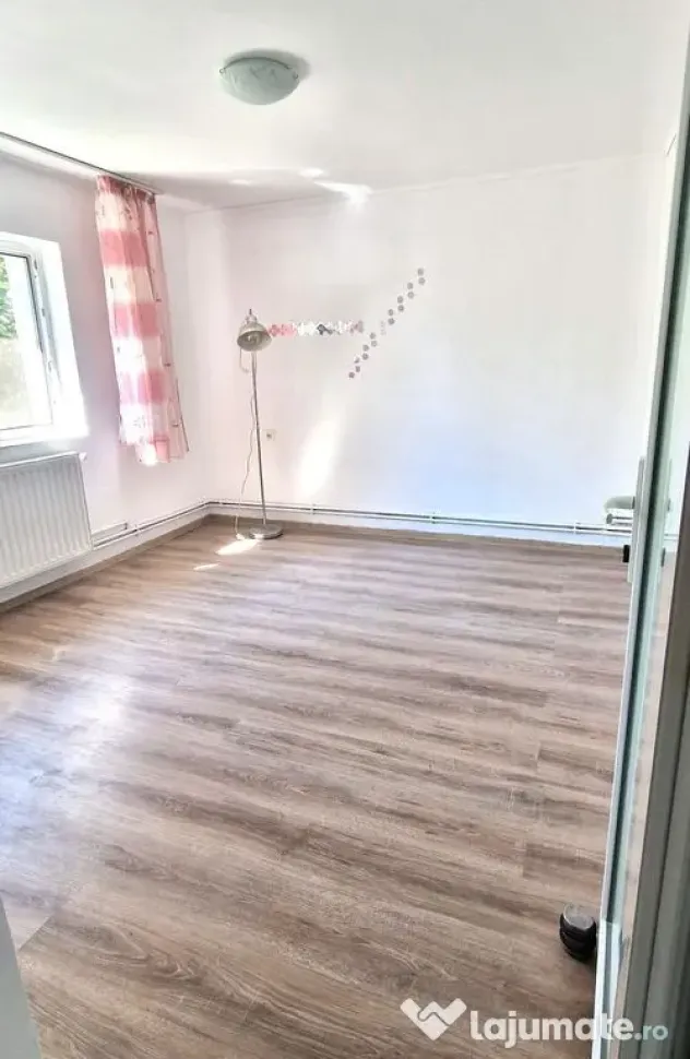Casa din BCA cu teren 2100 mp