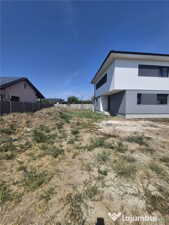 DUPLEX DESPARTIT - SUPRAFETE MARI - ZONA EXCELENTA