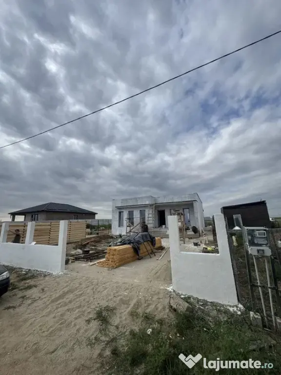 CASA PARTER, 126 MP UTILI, LA CHEIE , PIELESTI