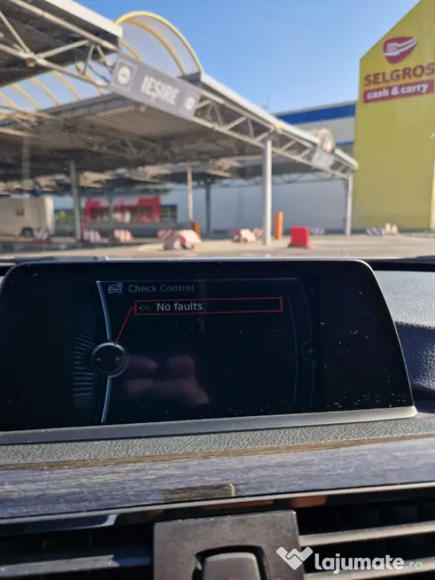 BMW Seria 3 F30 2.0 Diesel Manuala