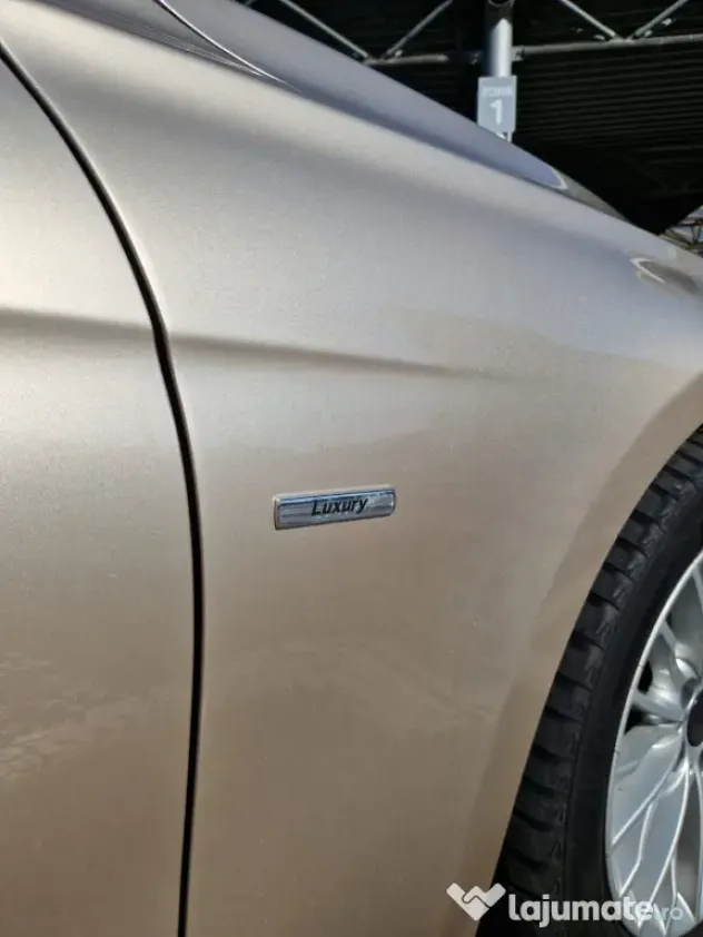 BMW Seria 3 F30 2.0 Diesel Manuala