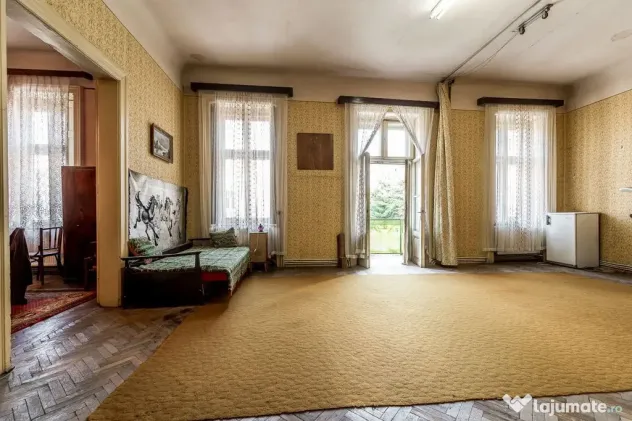 RAR pe piata Apartament cu 3 camere si balcon pe strada H...