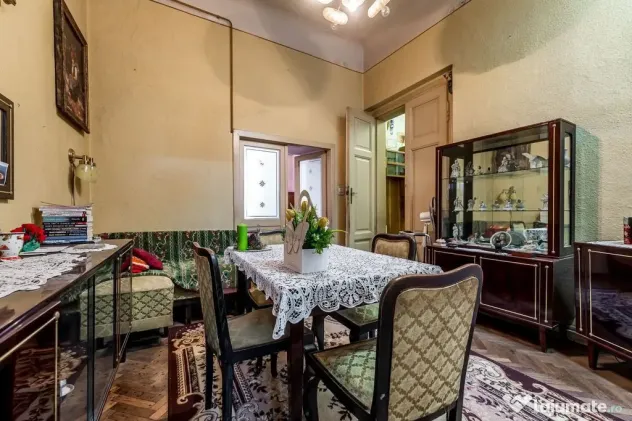 RAR pe piata Apartament cu 3 camere si balcon pe strada H...