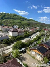 Apartament renovat complet, 69 mp, etaj 8 – Zona Semiluna,