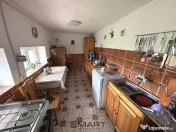 Casa cu 8 camere + 800mp teren Cisnadie zona Centrala 