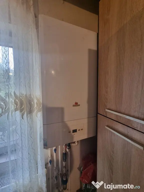 4 CAMERE DACIA, 2 BAI, 2 AP PE PALIER