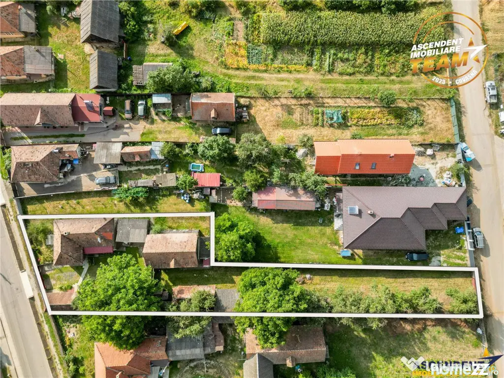 Casa cu teren generos de 1.315 mp, bucatarie de vara complet - Cernat (Covasna)