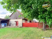 Casa cu teren generos de 1.315 mp, bucatarie de vara complet 