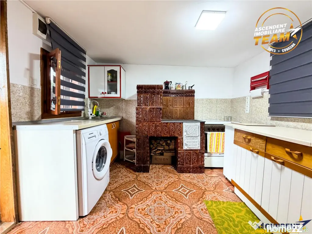 Casa cu teren generos de 1.315 mp, bucatarie de vara complet - Cernat (Covasna)