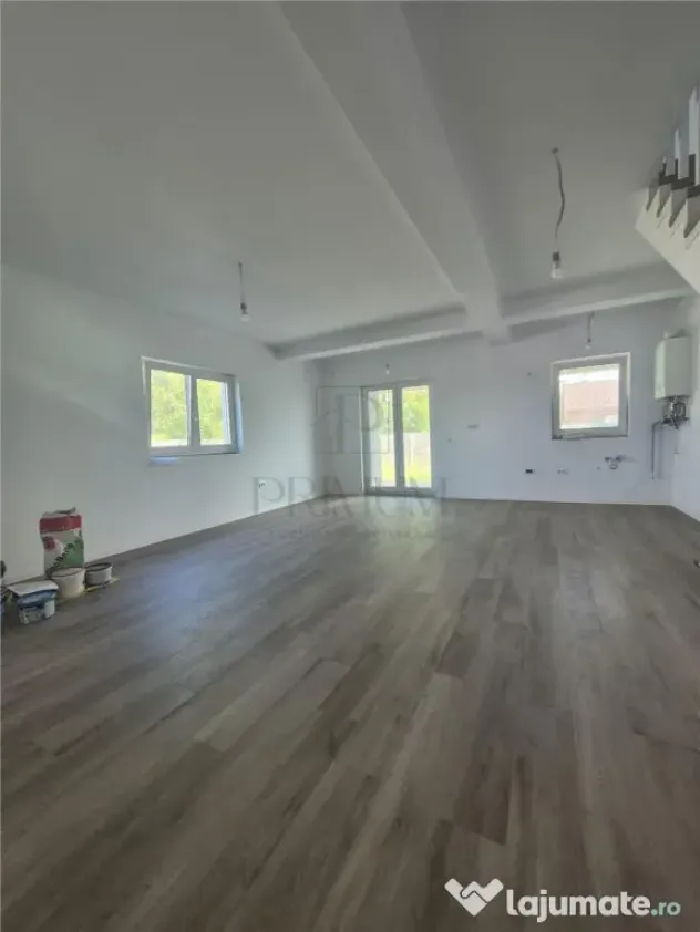 Duplex modern - 3 dormitoare - zona excelenta
