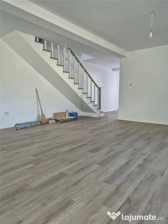 Duplex modern - 3 dormitoare - zona excelenta