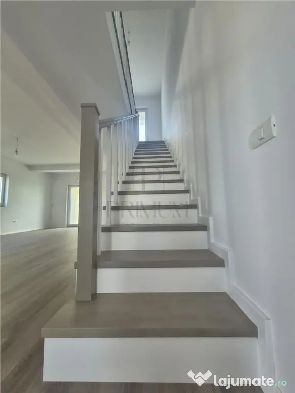 Duplex modern - 3 dormitoare - zona excelenta