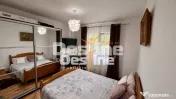 Apartament cu 3 camere, semidecomandat - aproape de centru