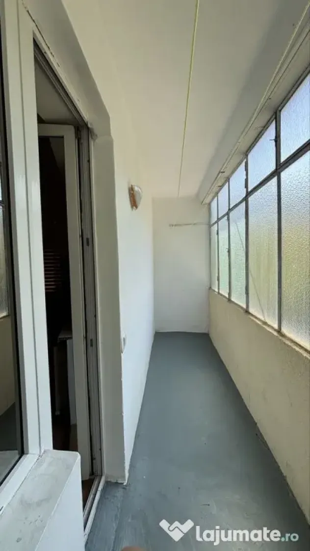 Piata sudului etaj 2 cu parcare