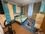 Apartament cu 3 camere în zonă excelentă - 61 mp, etaj in