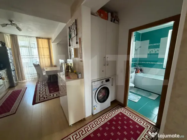 Apartament cu 3 camere în zonă excelentă - 61 mp, etaj in