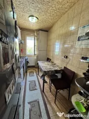 Apartament 3 camere, 50 mp, zona Craiovita Nouă