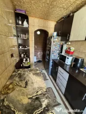 Apartament 3 camere, 50 mp, zona Craiovita Nouă