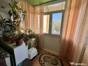 Apartament 3 camere, 50 mp, zona Craiovita Nouă