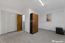 Apartament la casă de inchiriat cu 4 camere și 4 băi Z...