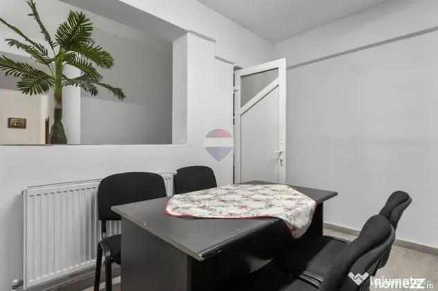 Spatiu de inchiriat cu 4 camere și 4 băi Zona Făt-Frumos - Arad (Arad)