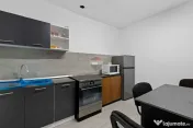 Apartament la casă de inchiriat cu 4 camere și 4 băi Z... 