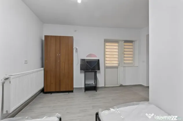 Spatiu de inchiriat cu 4 camere și 4 băi Zona Făt-Frumos - Arad (Arad)