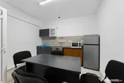 Apartament la casă de inchiriat cu 4 camere și 4 băi Z... 