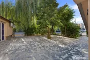 Apartament la casă de inchiriat cu 4 camere și 4 băi Z... 
