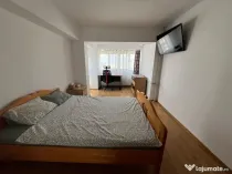 Apartament 3 camere de inchiriat - spatios si luminos cu loc de parcare central
