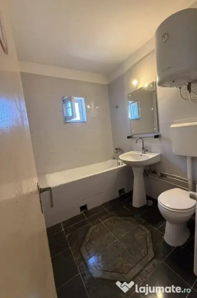 Proprietari - vânzare apartament 3 camere decomandate, Craiova/ Brazda lui Novac