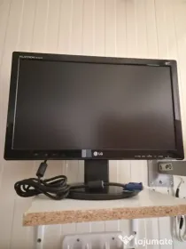 Monitor LG cu funcție TV