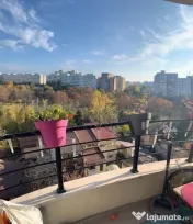 Monitor LG cu funcție TV 