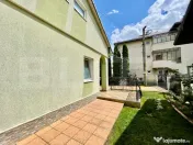 Vila cu foisor si cabana, Suceava zona centrala 