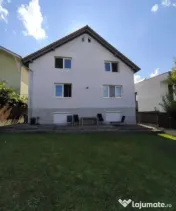 Vila 7 camere , 330 MP, Zona Andrei Muresanu , Cluj