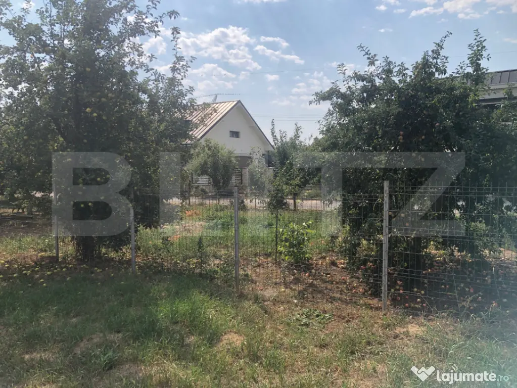De vanzare Teren intravilan 1200mp , între case , zona Luci