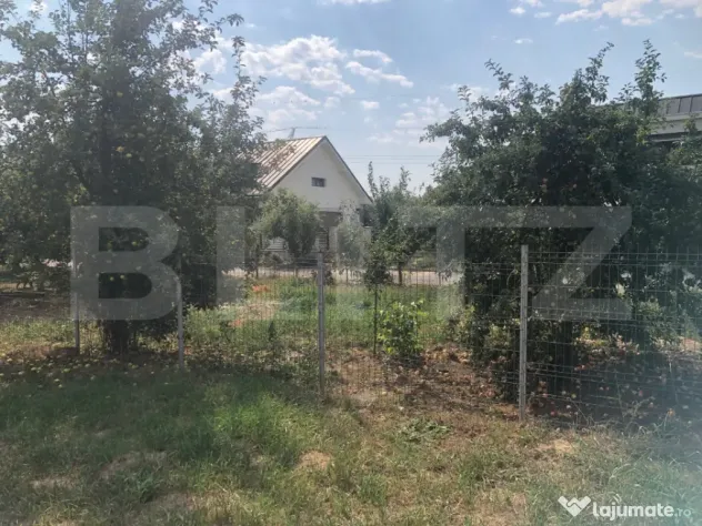 De vanzare Teren intravilan 1200mp , între case , zona Luci